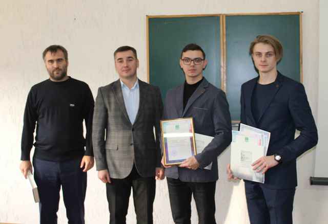 Переможці VI Всеукраїнського студентського турніру з історії.jpg